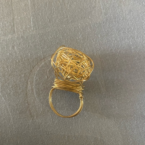 Wire Ring - Picture 4 of 11